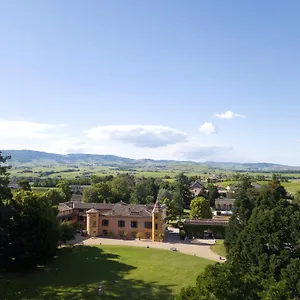 Chateau De Briante Bed & Breakfast